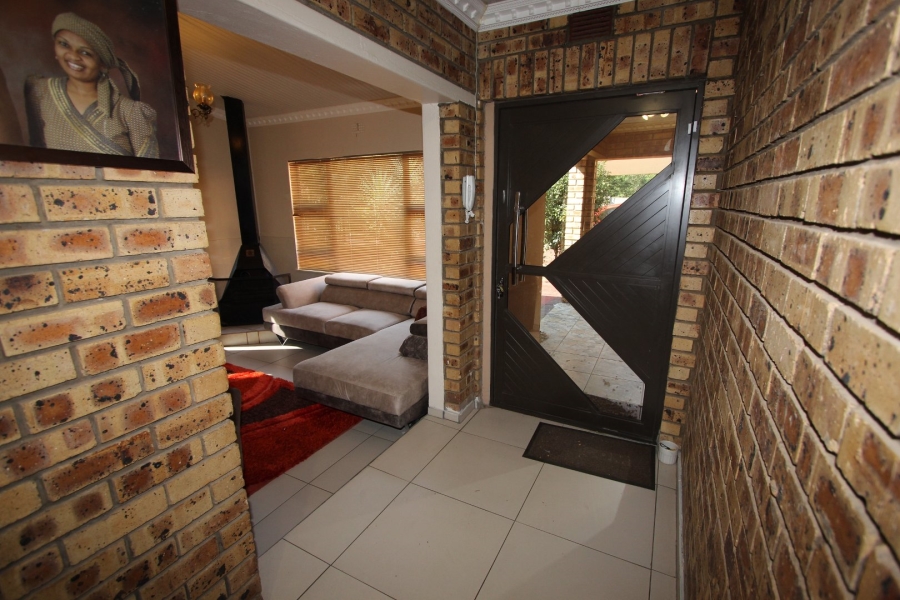 4 Bedroom Property for Sale in Riebeeckstad Free State